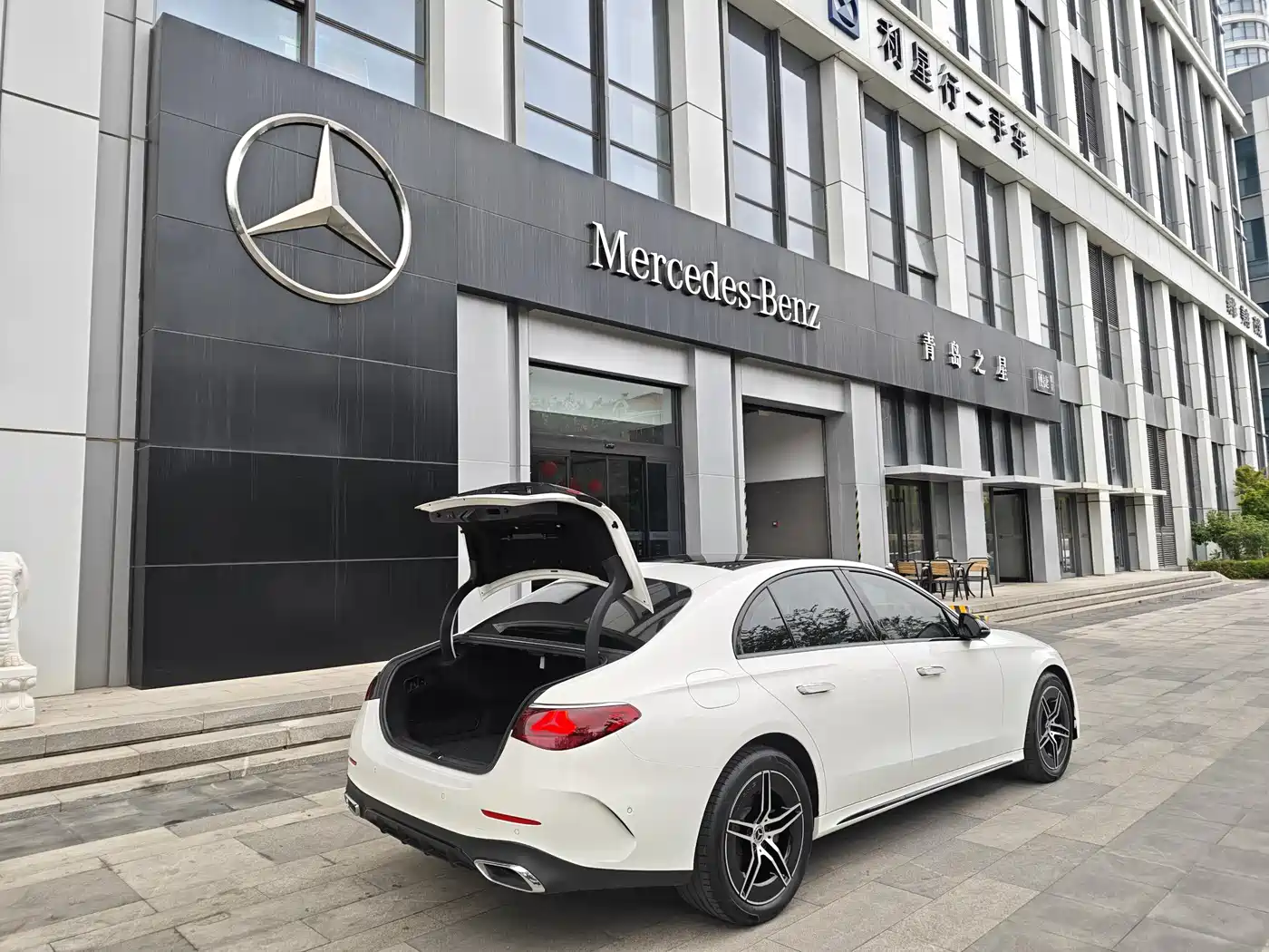 Mercedes-Benz E-Class 2025 Белый из Китая