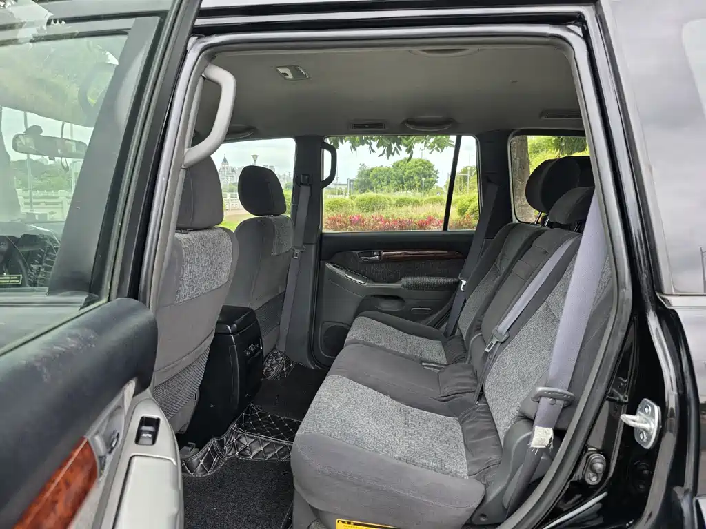 Toyota Land Cruiser Prado 2004 GX 2.7 AT