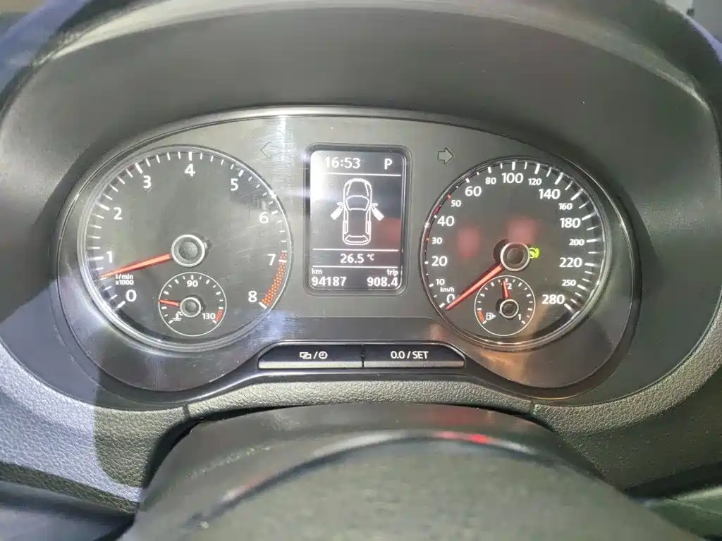 Volkswagen Polo — миниатюра 4