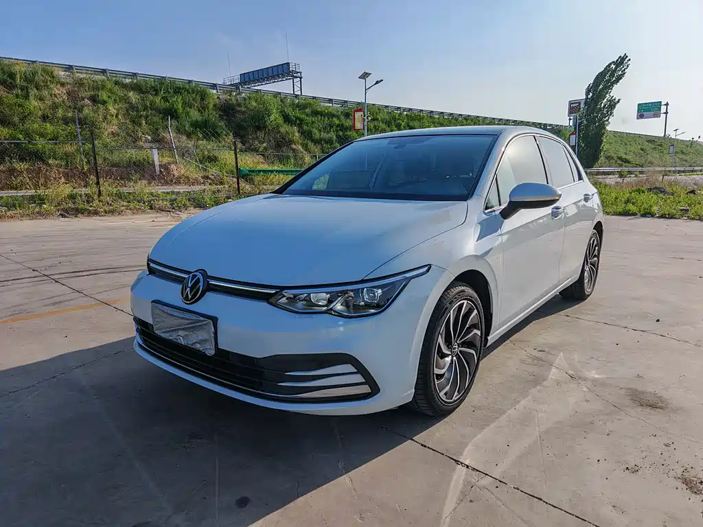 Volkswagen Golf 2022