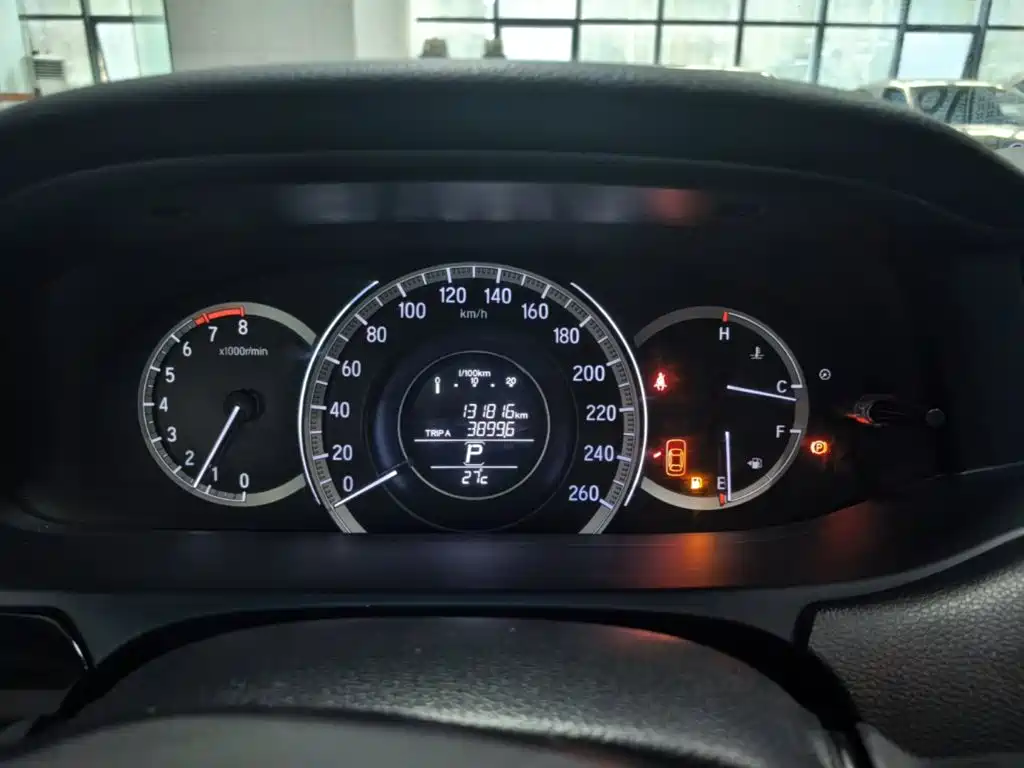 Honda Accord — миниатюра 12