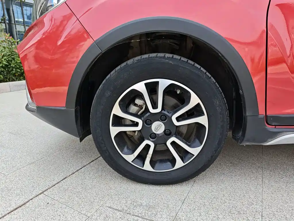 Geely Vision X3 — миниатюра 23