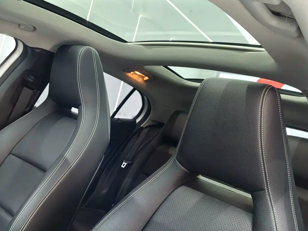 Mercedes-Benz GLA — миниатюра 13