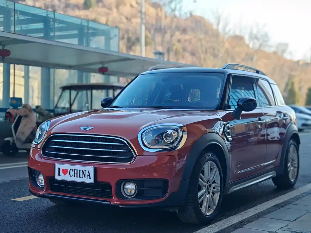 MINI COUNTRYMAN