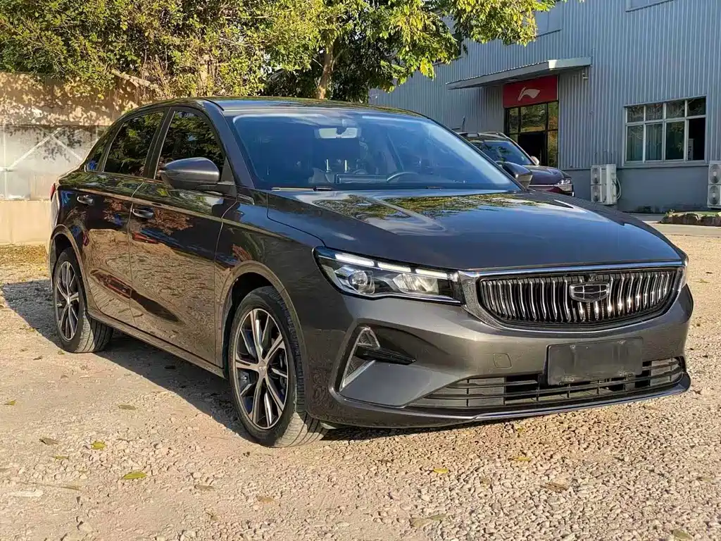 Geely Emgrand — миниатюра 3