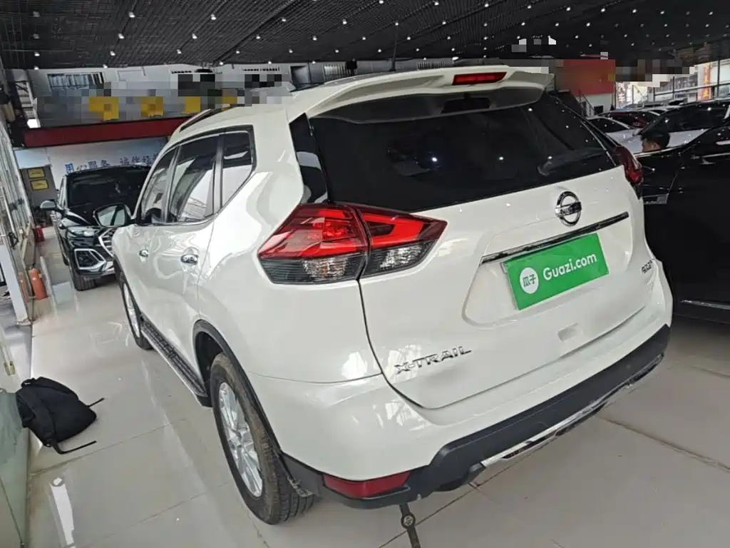 Nissan X-Trail — миниатюра 5