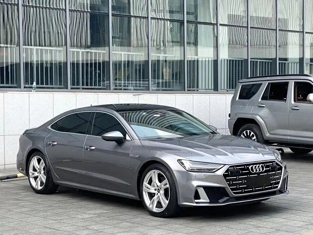 Audi A7L 2022 45 TFSI S-line