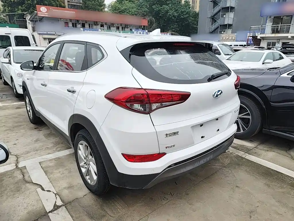 Hyundai Tucson — миниатюра 5