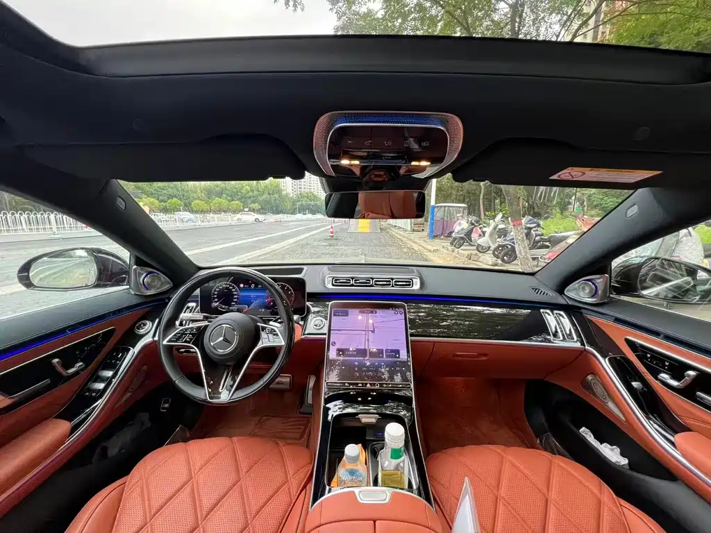 Mercedes-Benz S-Class — миниатюра 8