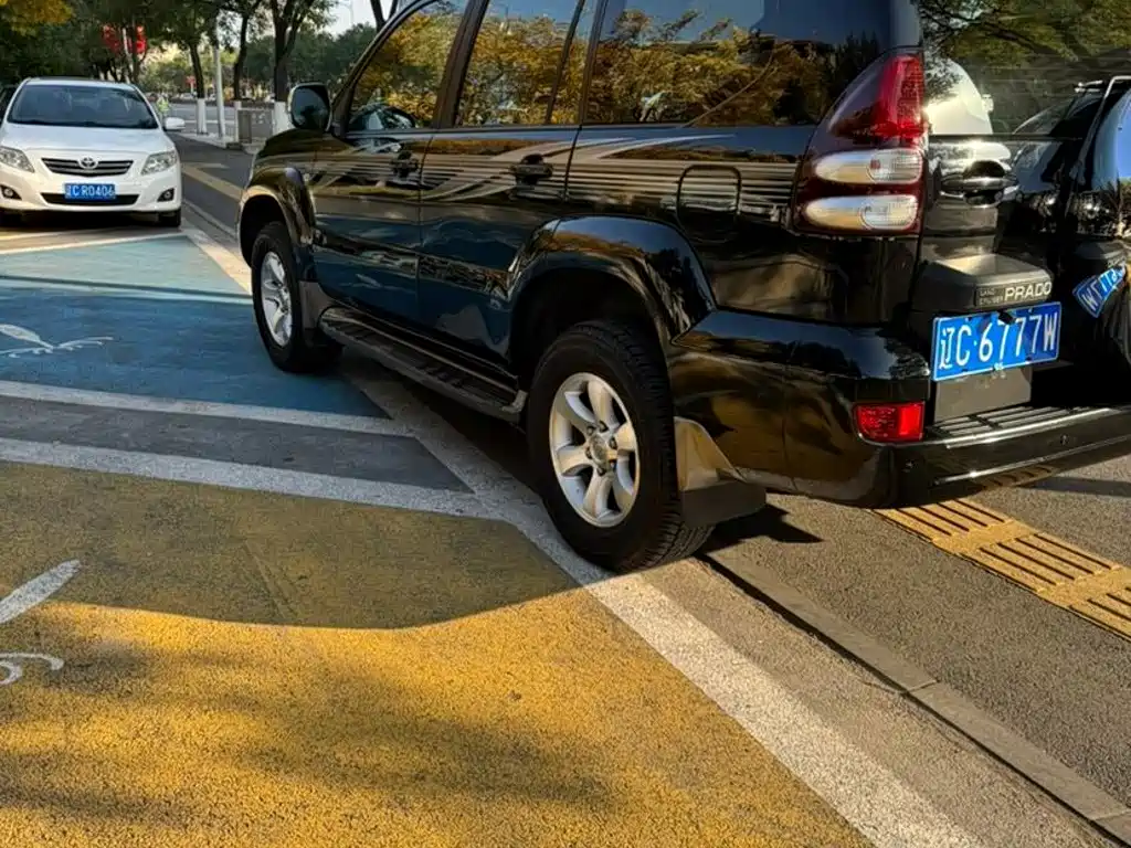 Toyota Prado (Import) — миниатюра 6