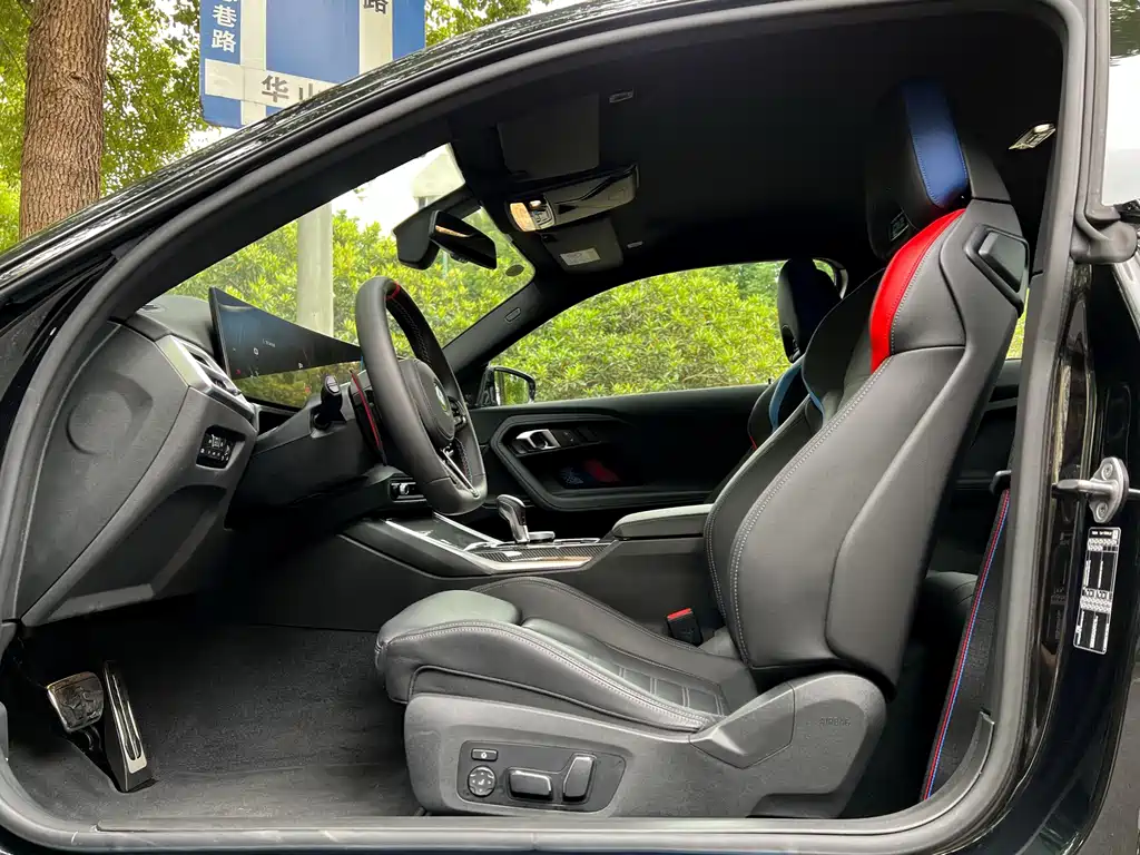 BMW M2 — миниатюра 5