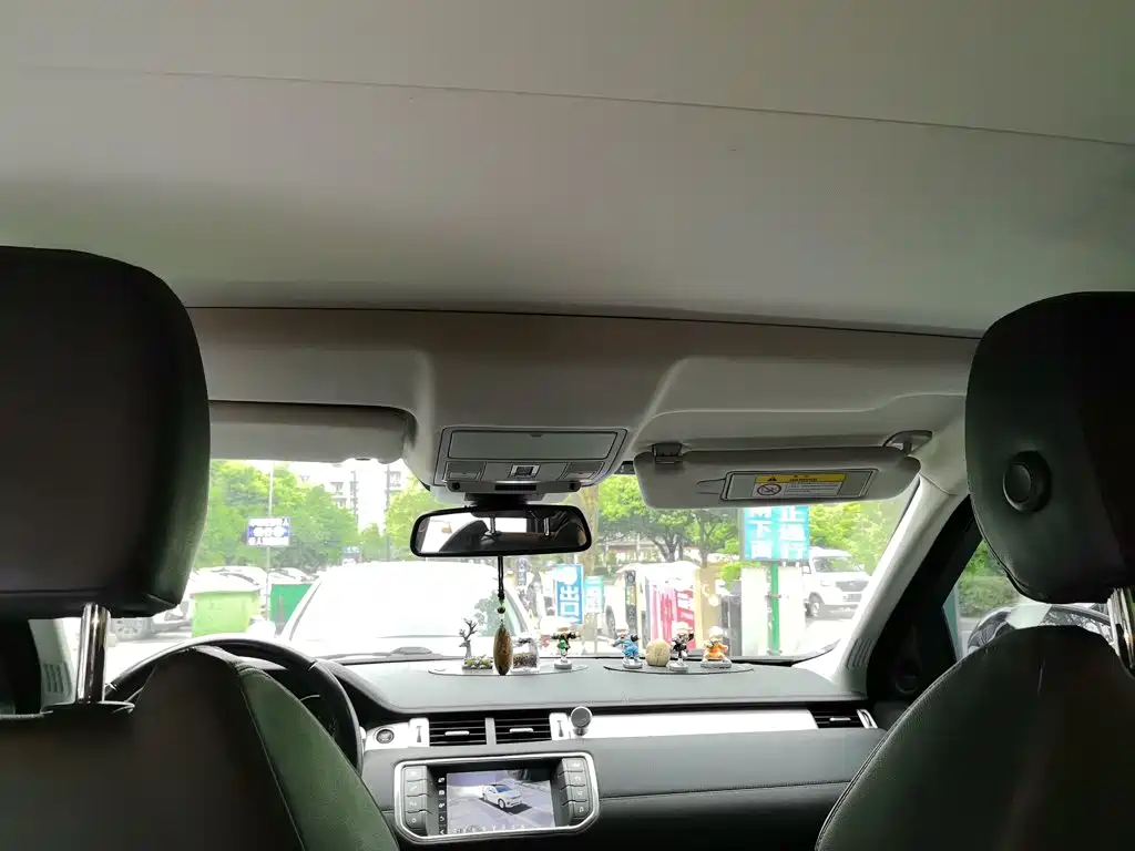 Land Rover Evoque — миниатюра 14