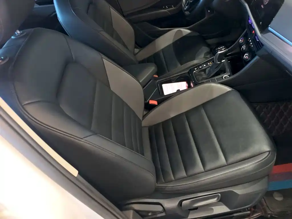 Volkswagen Sagitar — миниатюра 25