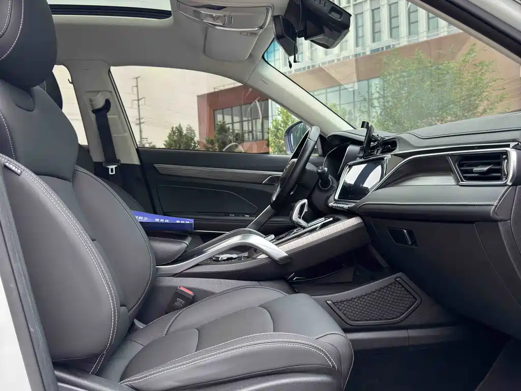 Geely Boyue 2020 1.8TD DCT PRO