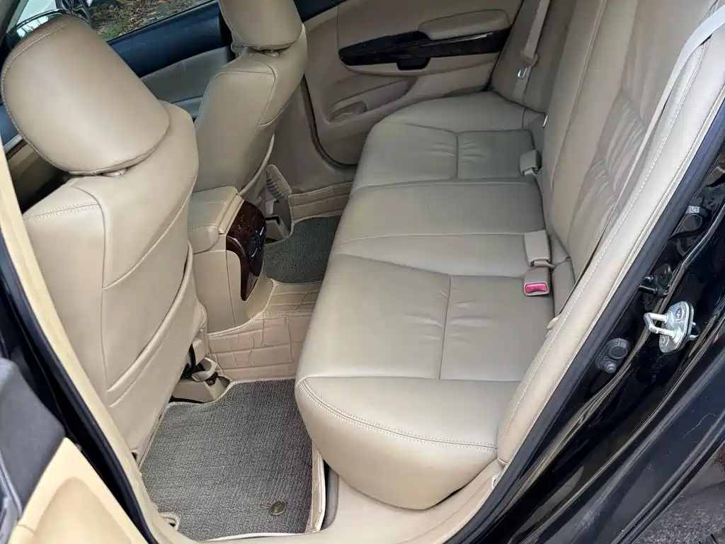 Honda Accord — миниатюра 5