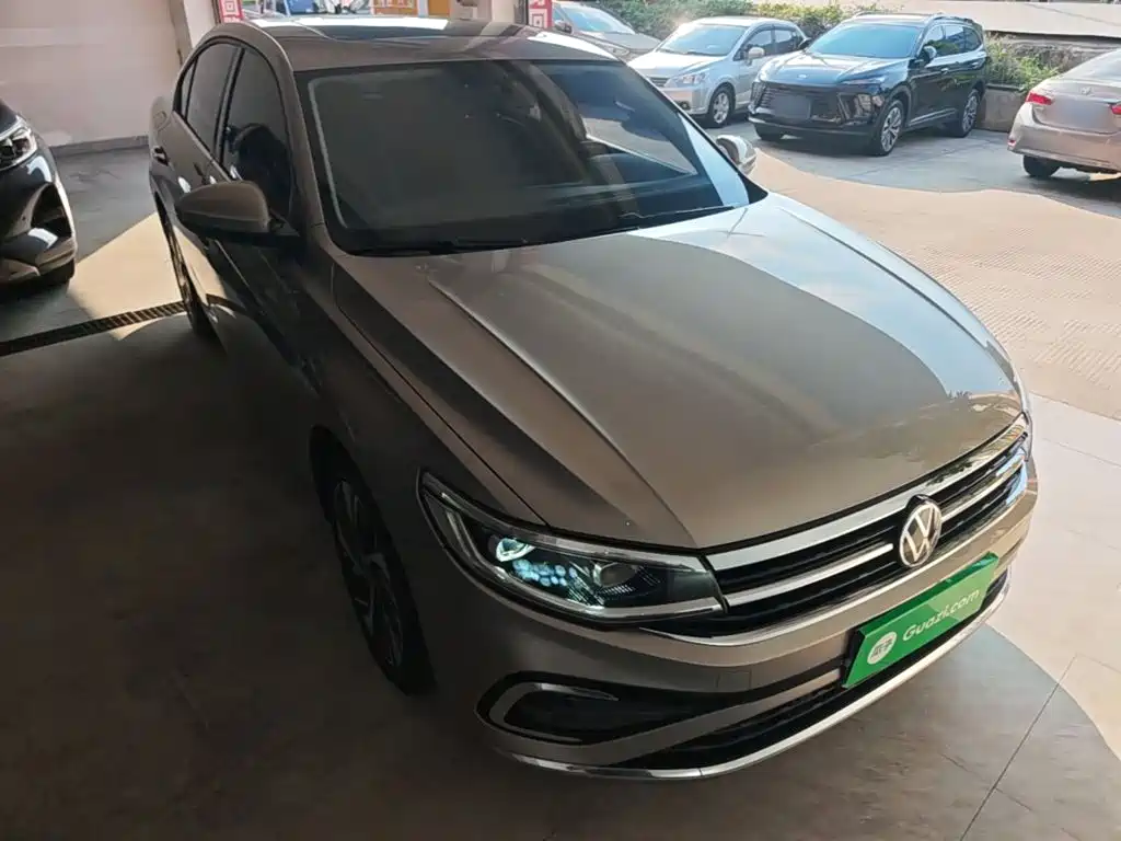 Volkswagen Bora — миниатюра 4