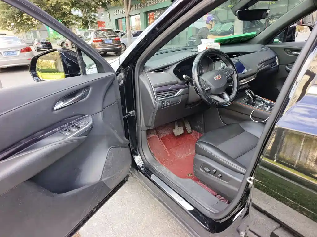Cadillac XT4 — миниатюра 17