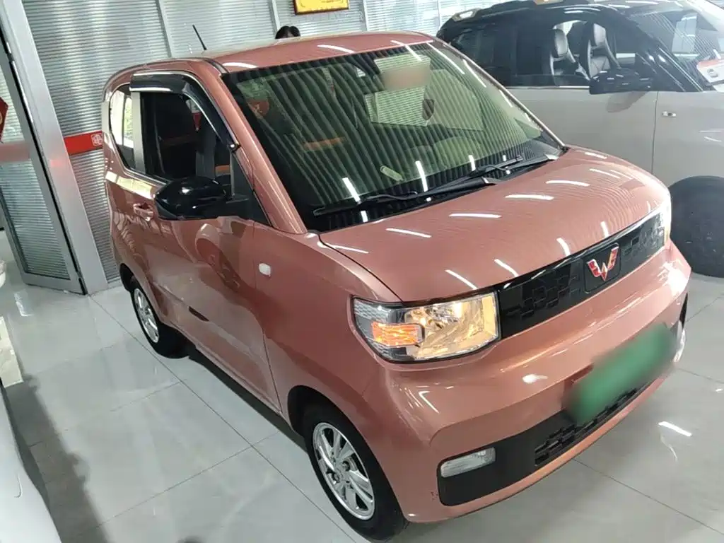 Wuling MINIEV — миниатюра 4