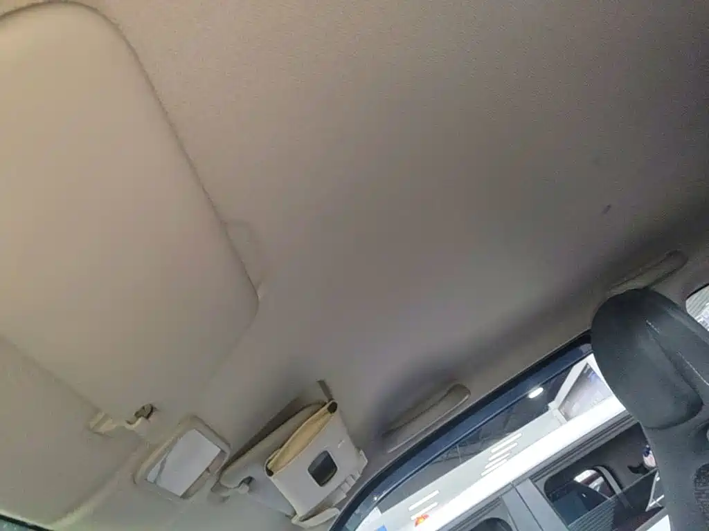 Wuling MINIEV — миниатюра 18