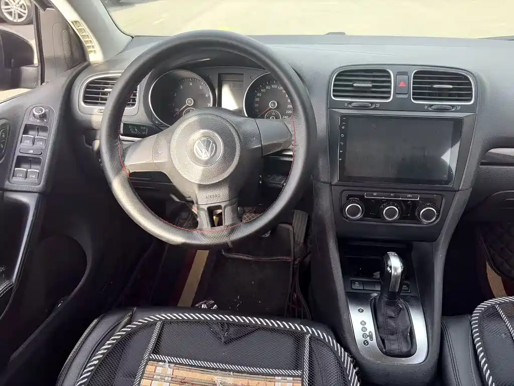Volkswagen Golf — миниатюра 5