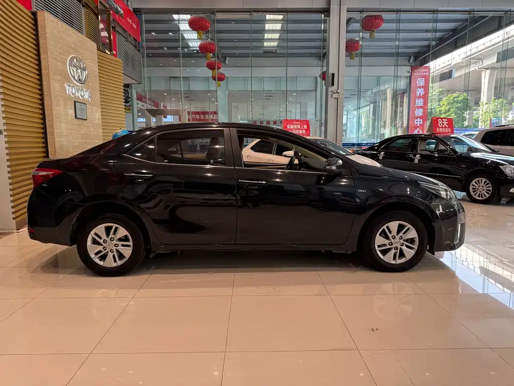 Toyota Corolla — миниатюра 5
