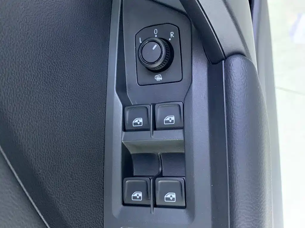 Volkswagen Tharu — миниатюра 4