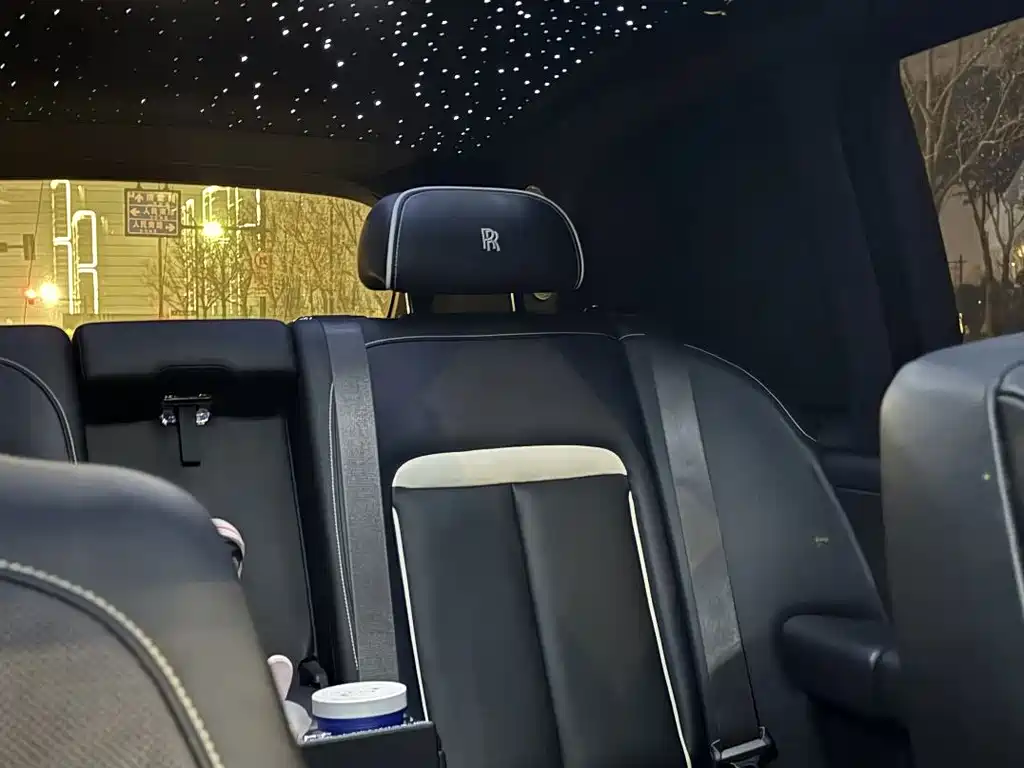 Rolls-Royce Cullinan — миниатюра 5