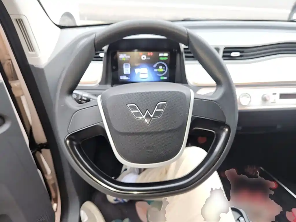 Wuling MINIEV — миниатюра 11