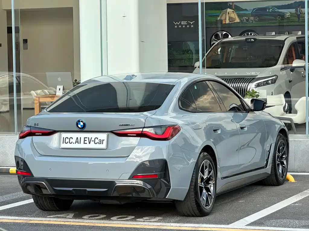 BMW i4 — миниатюра 20