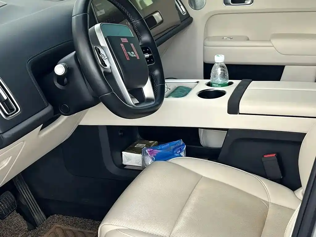 Li Auto Li L9 — миниатюра 8