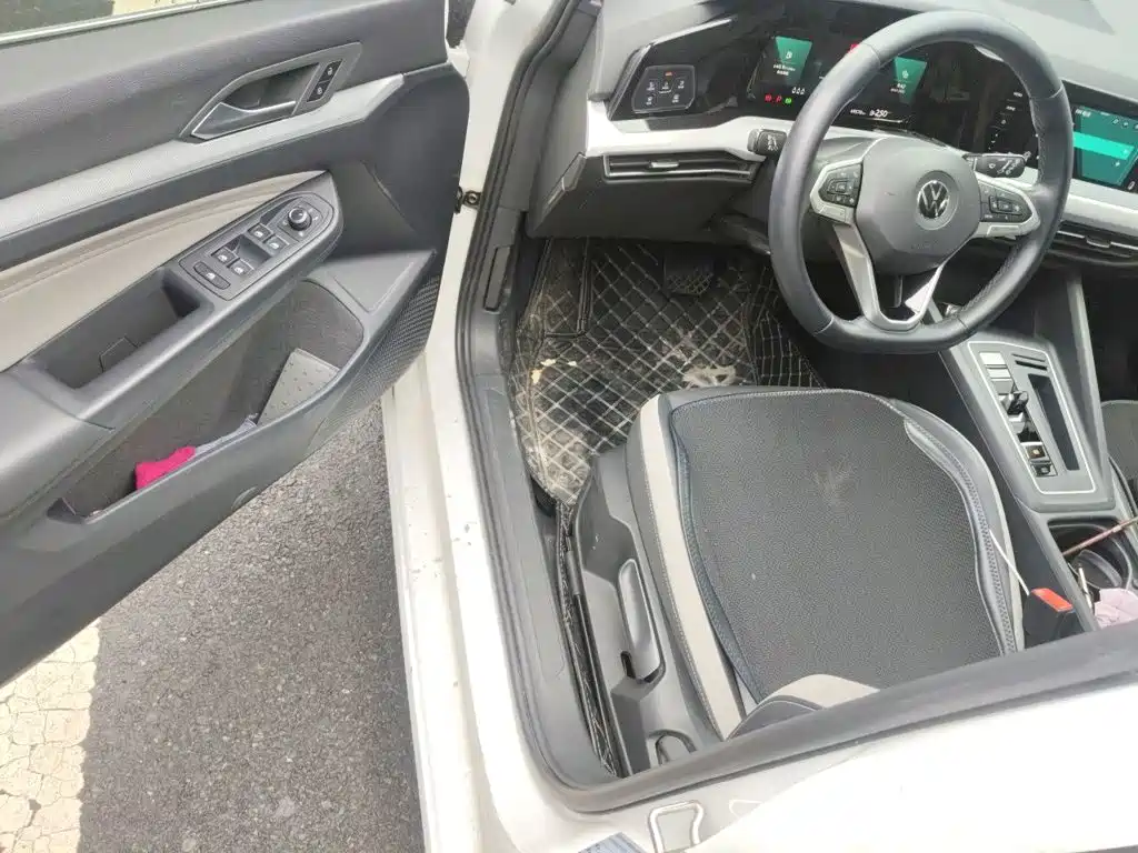 Volkswagen Golf — миниатюра 14