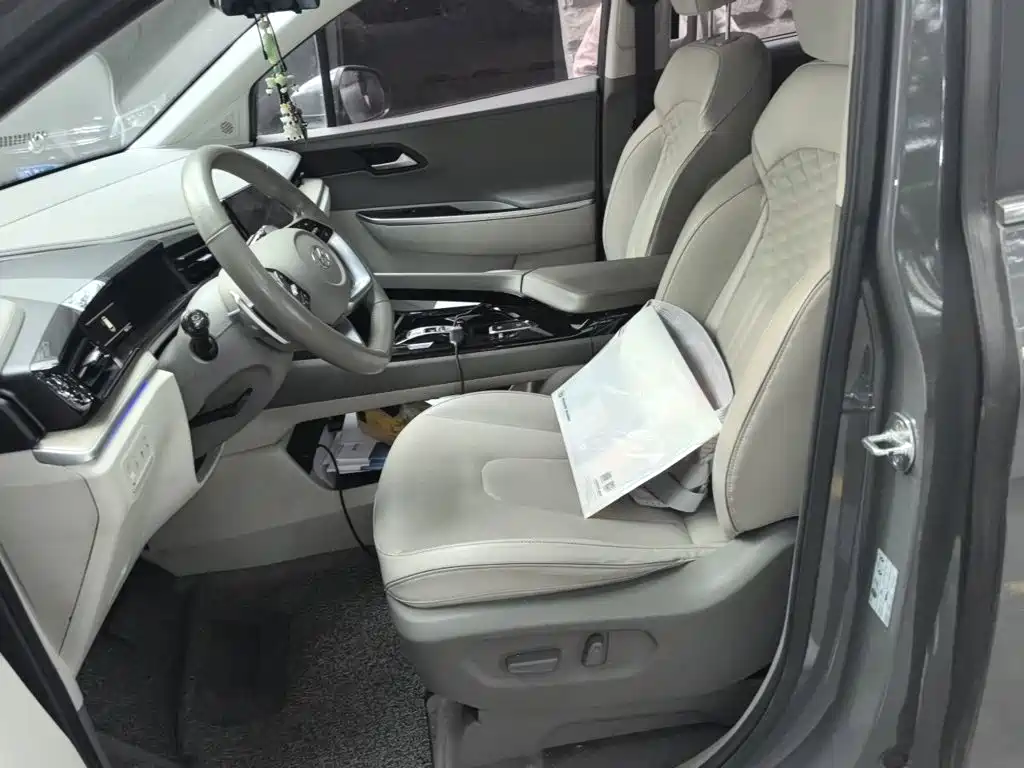 Hyundai Custo — миниатюра 11