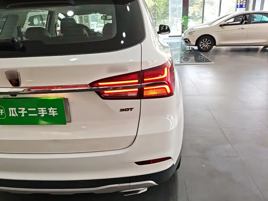 Roewe RX5 — миниатюра 8