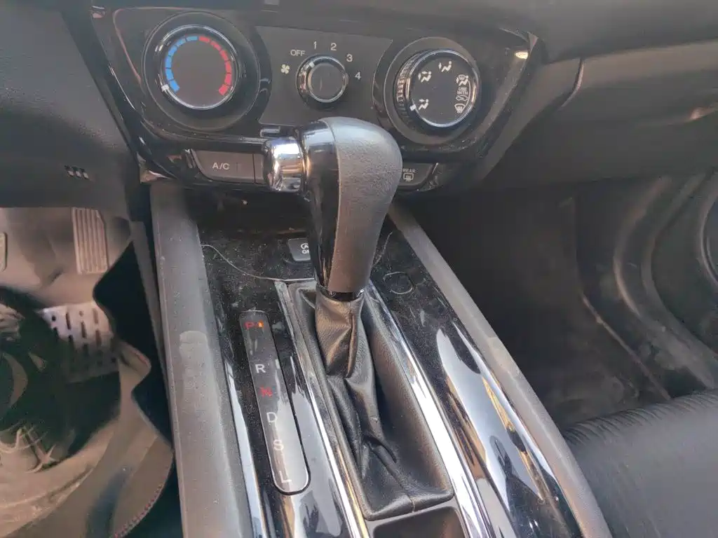 Honda Vezel — миниатюра 10