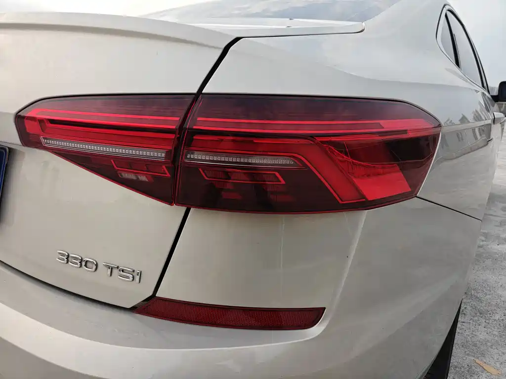 Volkswagen Passat — миниатюра 17