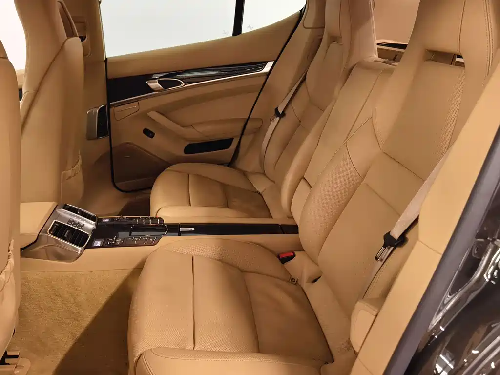 Porsche Panamera — миниатюра 13