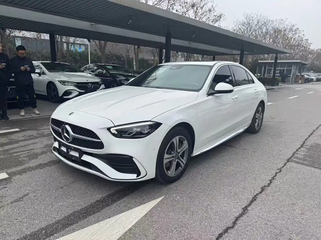 Mercedes-Benz C-Class 2022