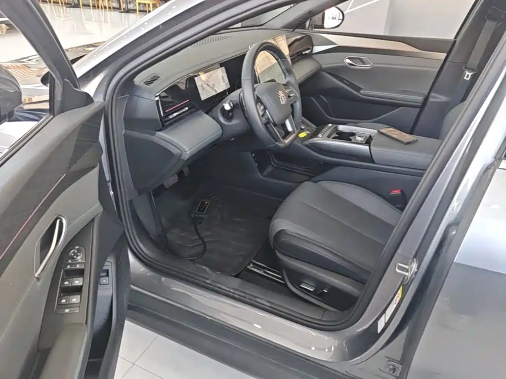 BYD Qin L — миниатюра 16