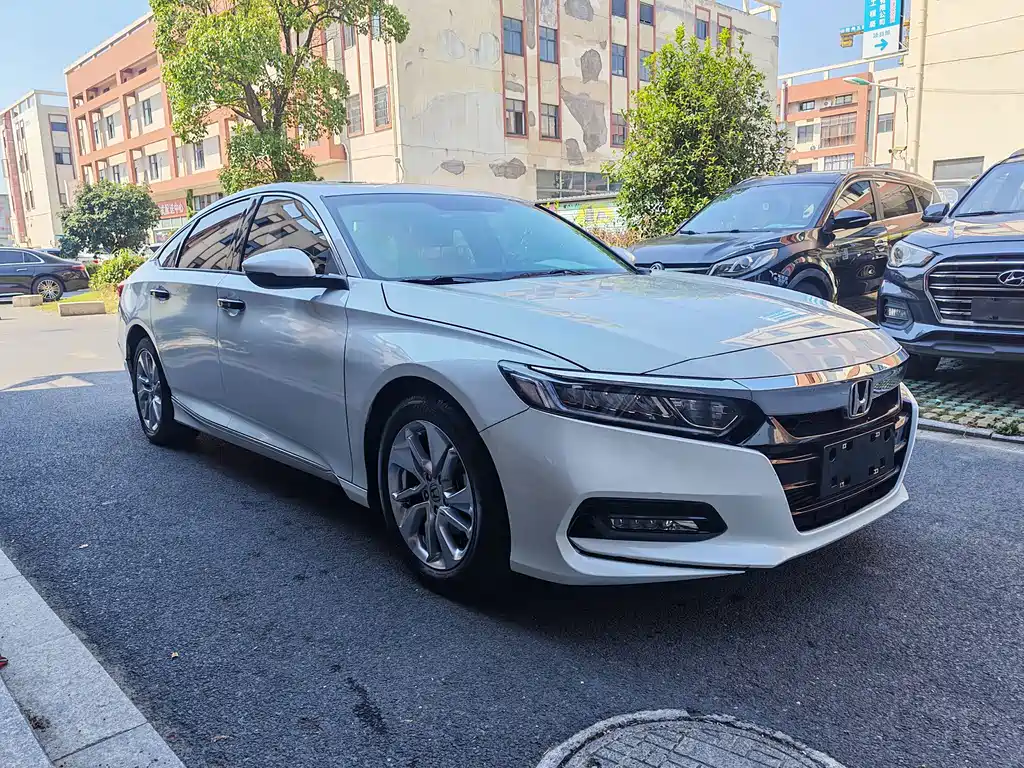 Honda Accord — миниатюра 3