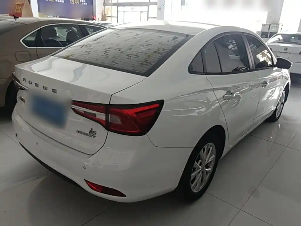 Roewe i5 — миниатюра 7