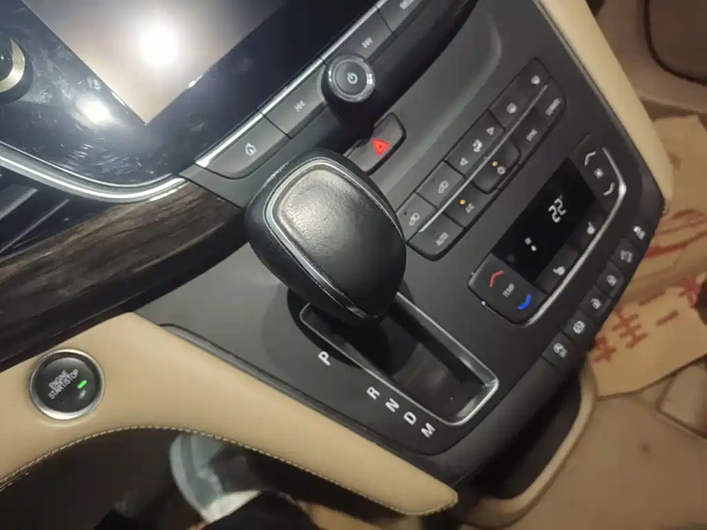 Buick GL8 — миниатюра 14