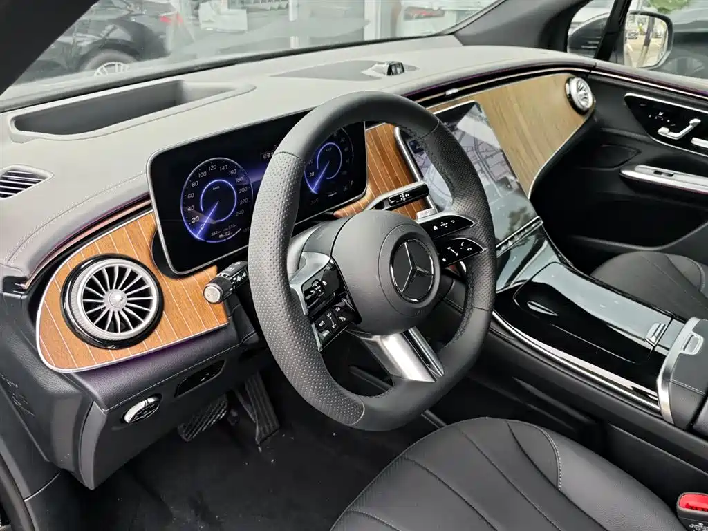 Mercedes-Benz EQE SUV 2024 500 4MATIC Luxury