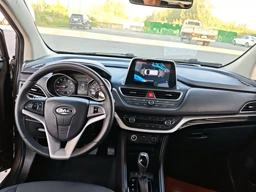 JAC Refine S3 — миниатюра 10