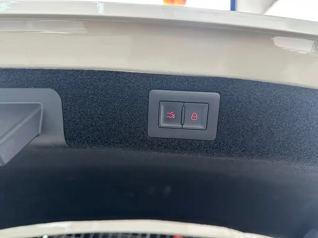 BYD Seal 07 DM-i — миниатюра 14