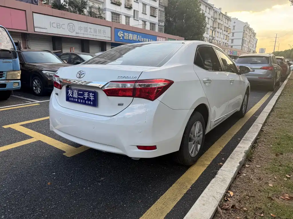 Toyota Corolla — миниатюра 12