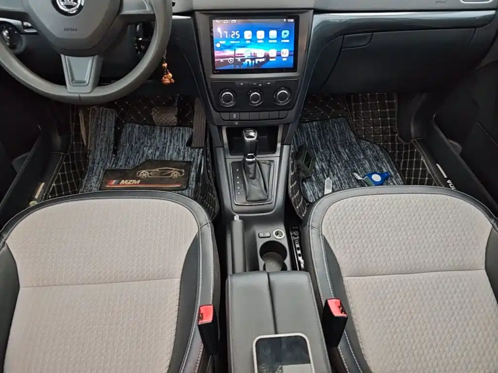 Skoda Yeti — миниатюра 14