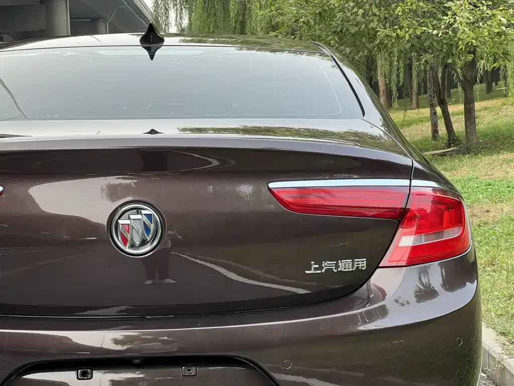 Buick LaCrosse — миниатюра 11