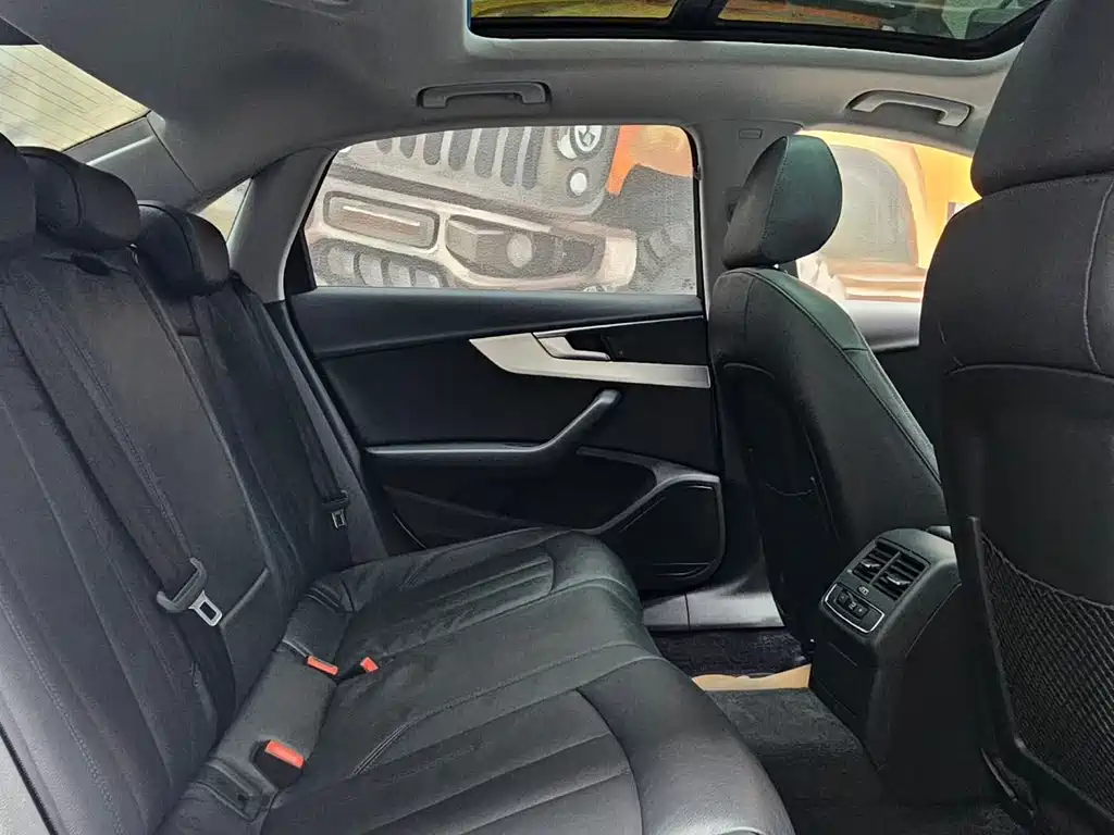 Audi A4L 2018 30 40 TFSI Fashion