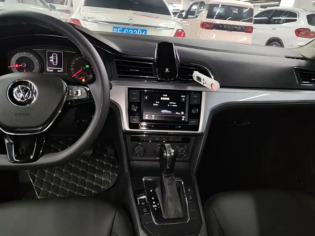 Volkswagen Lamando — миниатюра 13
