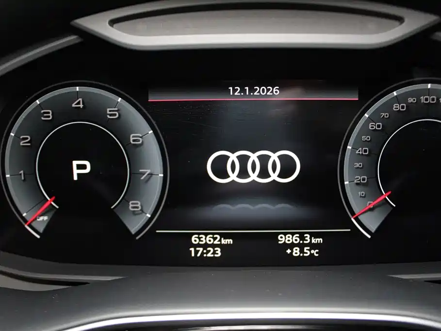 Audi Q8 2024 45 TFSI Luxury